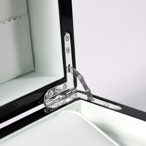 Customized Pillow Wrist Luxury <b>Watch</b> <b>case</b> - Product Image 3