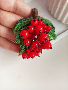 Broche de Búho Bordado con Cuentas, Artesanía Premium MD, Joyería Textil Hecha a Mano, Diseño Personalizado para Regalo de Boda o Compromiso - Product Image 3