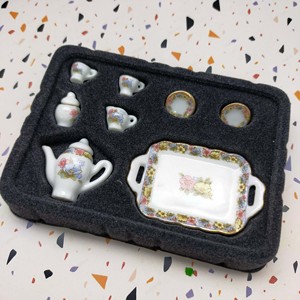 Juego de té de cerámica en miniatura 1:12, vajilla floral pintada a mano para casa de muñecas, juguete para decoración del hogar, para mayores de 14 años - Product Image 1