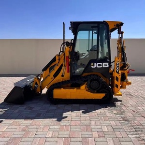 Chargeuse sur chenilles JCB 1CXT 4x4, équipement de construction polyvalent idéal pour les espaces restreints, les travaux d'excavation, de terrassement et de construction routière. - Product Image 1