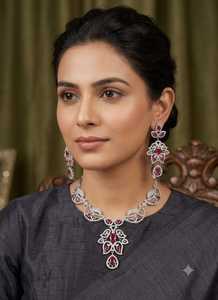 Colección Elegante de Alta Calidad, Juego de Collar y Aretes con Perlas de Imitación y Baño de Oro Kundan, Joyería de Boda para Mujer, Último Diseño - Product Image 3