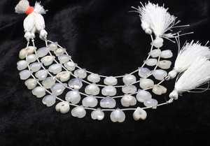 Cuentas facetadas de piedra lunar blanca natural AAA en forma de corazón de 11-12 mm, cuentas de piedra lunar de 6 pulgadas, cuentas de piedra lunar blanca con forma elegante - Product Image 4