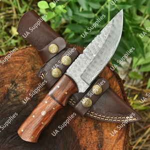 Cuchillo de acero de Damasco forjado a mano para camping al aire libre con hoja fija, mango de palisandro, funda de cuero, compatible con OEM/ODM, personalizable - Product Image 3