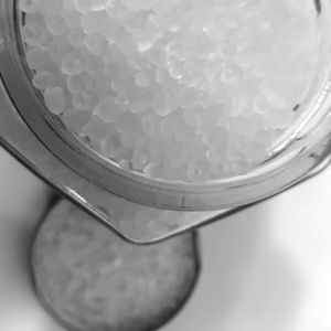 POLIPROPILENO HOMOPOLÍMERO VIRGEN, MATERIA PRIMA PARA MOLDEADO POR SOBRENOVACACIÓN Y MOLDEADO POR INYECCIÓN - Product Image 1