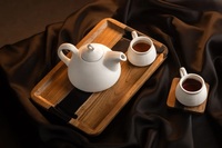 Plateau de service ovale moderne en résine fait main avec finition polie luxueuse pour les fêtes