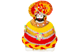 Idole Religieuse Traditionnelle en Résine en Gros avec Costume Jaune et Rouge et Chapeau Orné du Punjab pour la Décoration Intérieure - Product Image 1