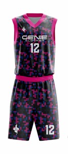 Uniforme d'entraînement de basketball personnalisé avec impression par sublimation, 100% polyester, séchage rapide, respirant, évacuation de l'humidité, fabriqué au Pakistan - Product Image 5