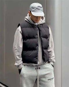 Chaleco Acolchado Impermeable de Lona con Cuello Alto y Logotipo Personalizado 2025 para Invierno, Estilo Urbano, Chaqueta sin Mangas con Frente Sólido, Acabado ODM - Product Image 3