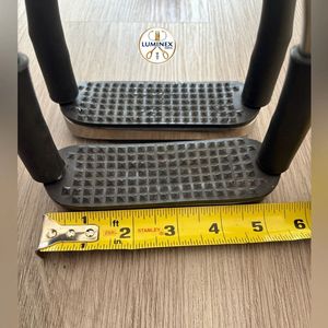 Flexible Stainless Steel Stirrups Irons with Black Grip - Product Image 4