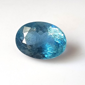 Aigue-marine naturelle de 6,55 carats, bleu Santa Maria, taille ovale facettée, translucide, pierre précieuse en vrac avec jeu de couleurs, provenant du Brésil - Product Image 1