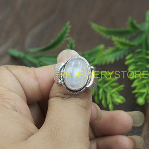Bague en pierre de lune naturelle, faite à la main, en argent sterling 925, cabochon ovale, style vintage bohème, bijou statement, cadeau de Noël - Product Image 6