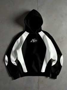 Sudadera con Capucha Oversize de Alta Calidad con Gráfico de Araña Bordado, Panel Curvo de Felpa 100% Algodón en Blanco y Negro, Producto Más Vendido - Product Image 5