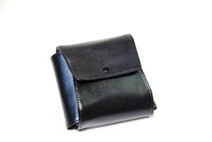 Pochette de rangement pour bracelet en cuir de mouton véritable avec fermeture à bouton, forme rectangulaire, texture premium, organiseur de bijoux 130x125x13mm - Product Image 2