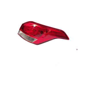 เหมาะสำหรับ Hyundai Creta รุ่นที่ 1 เครื่องยนต์ 1.6 ลิตร ไฟท้ายขวา 92402A0500 ชุดไฟท้ายแท้ MOBIS - Product Image 1