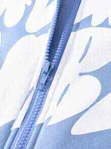 Sweat à capuche zippé intégral en coton respirant, avec fermeture éclair fluide et un design futuriste inspiré du streetwear. - Product Image 3