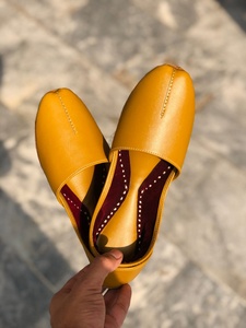 Zapatos Khusa Bordados a Mano para Mujer, Diseño Formal y Cómodo, para Uso en Interiores, Venta Caliente 2026 - Product Image 2