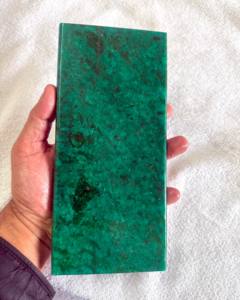 Plaque d'émeraude chauffée, pierre précieuse naturelle verte, tranche d'émeraude polie, pierre brute pour la fabrication de bijoux - Product Image 5