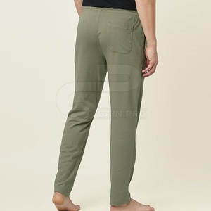 Pantalon de sport léger en tissu extensible conçu pour la course à pied, la gym, les entraînements et la remise en forme - Product Image 3