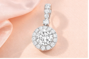 สร้อยคอเงินแท้ 925 ชุบโรเดียม ดีไซน์วงแหวนคู่ประดับเพชรโมอิสซาไนต์ สำหรับผู้หญิง แฟชั่นเครื่องประดับจี้ห้อยคอสำหรับงานปาร์ตี้ - Product Image 6