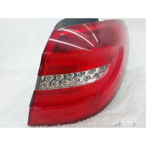 Luz Trasera Derecha Usada Clase B A2468200664 - Product Image 2