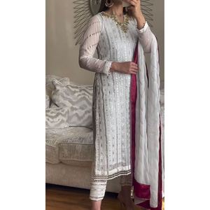 BORDADO GRORGETTE DE MODA TRABAJO FONDO SUPERIOR CON DUPATTA BLANCO - Product Image 1