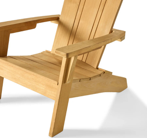 Chaise longue d'extérieur classique en teck massif avec accoudoirs larges et dossier à lattes pour jardin, patio, hôtel ou complexe hôtelier - Product Image 6