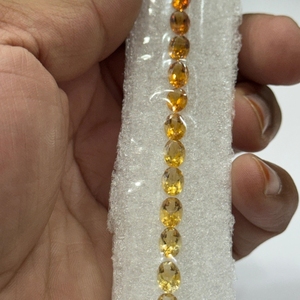 Loupe Clean Quartz Citrine Naturelle Jaune, Taille Ovale 7x5mm, Calibrée, Ensemble Ombré, 17.09 carats, Pierres Précieuses Non Montées, Grade Madagascar - Product Image 5