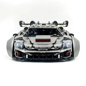 ชุดประกอบรถยนต์ของเล่น Guli 10629 Supercar รุ่นจำลองขนาด 1:8 ทำจากพลาสติก ชุดประกอบเพื่อการศึกษา 800+ ชิ้น พร้อมรีโมทคอนโทรลไฟฟ้า - Product Image 4