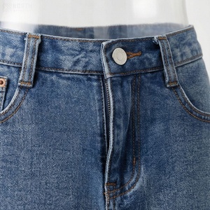 Jupe courte en satin taille haute pour femme avec poches, style décontracté, couleur unie, respirante, idéale pour l'été - Product Image 4