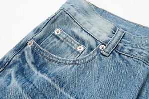 Jean en denim déchiré coupe droite taille mi-haute ample longueur pleine délavage vintage décontracté pour femme bleu clair en coton - Product Image 5