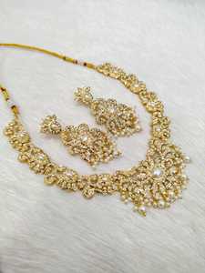 Elegante Conjunto Clásico de collar y pendientes de latón AD, conjunto de joyas elegantes para Bodas de mujeres, festivales, ocasiones especiales - Product Image 5