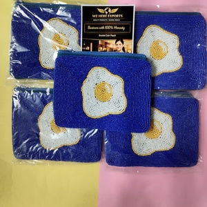กระเป๋าใส่เหรียญประดับลูกปัด ลายไข่ดาวสีน้ำเงิน งานแฮนด์เมด ปิดด้วยซิป สายคล้องข้อมือ ขนาดมินิ สำหรับทุกเพศ ดีไซน์แปลกใหม่ - Product Image 4