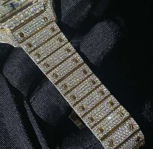 AMBER JEWELS นาฬิกาข้อมือหรูหราสำหรับทุกเพศ ทองคำเหลือง ประดับเพชร ควอตซ์ CITIZEN สายขนาด 20 มม. กันน้ำ 3BAR แบบพับได้ - Product Image 2