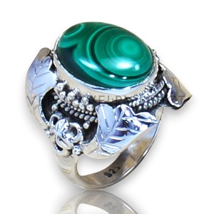 Pur 925 Sterling Silver Oval Cut Bezel Setting Malachite Gemstone Designer Ring Wholesale 925 Silver Fine Jewelry Gift For Her - Product Image 1