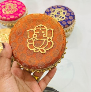 กล่องเก็บของตกแต่งสแตนเลสขนาด 6 นิ้ว ลายปักพระพิฆเนศสวยงาม เป็นมิตรกับสิ่งแวดล้อม สำหรับใส่ผลไม้อบแห้ง ของขวัญส่งเสริมการขายเทศกาลดีวาลี - Product Image 2