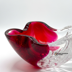 Tazón de Resina Rojo y Transparente Hecho a Mano con Forma Ondulada Orgánica, Tazón Decorativo Moderno para Servir, Centro de Mesa Artístico Brillante - Product Image 3