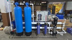 Sistema de Purificación de Agua Industrial de 1000 l/h con Ósmosis Inversa, Planta de Filtración RO, Sistema de Tratamiento de Agua por Ósmosis Inversa de Gran Capacidad con UV - Product Image 5