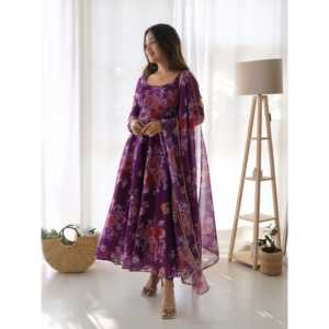 ชุดน้ำตก Duptta ที่สง่างาม - Product Image 1