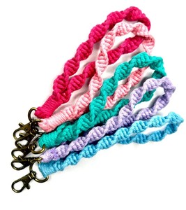 Llavero de cuerda de algodón EL CLASICO OVERSEAS, modelo ELCO-KY-16, accesorios para bolsos con dijes de varios tamaños, de Delhi - Product Image 1