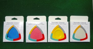 Craie de tailleur triangulaire DK-472B |   Craie de tailleur colorée pour accessoires de couture, design simple, quatre couleurs disponibles - Product Image 3