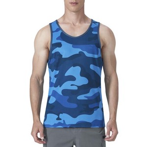 Camiseta sin mangas de camuflaje para hombre, cuello redondo, de secado rápido, tejida, deportiva, informal, para fitness y entrenamiento. - Product Image 3