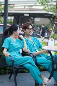 Customized Unisex Nurse <b>Scrub</b> <b>Sets</b> with Cotton Fabric Chest Pocket Embroidery XL Size for Hospital Use - Product Image 1