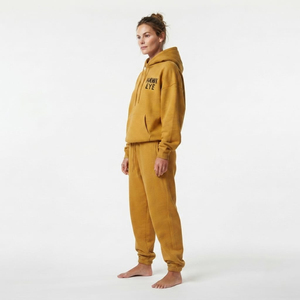 Conjunto deportivo de mujer con hombros caídos, sudadera con capucha y pantalones jogger, conjunto transpirable de algodón y felpa. - Product Image 1
