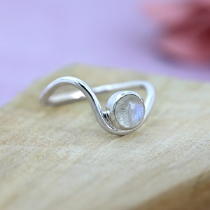 925 Sterling Silver Round Rainbow Moonstone Ring Stackable Wedding Band Handmade Gemstone Birhstone Jewelry for Women - Product Image 6