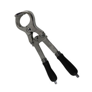 Castrateurs professionnels : Instrument de manipulation du bétail avec construction métallique durable pour l'élevage et les soins vétérinaires - Product Image 4