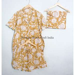 Conjunto de Pijama Casual de Algodón Tejido con Estampado Floral, Top de Manga Corta y Pantalones Cortos, Lujoso y Romántico, con Decoración de Botones con Estampado Indio, para Verano - Product Image 5