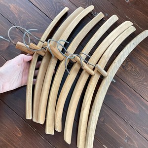 Organizador de Ropa Plegable Moderno de Madera Maciza de Alta Gama AMAYRA con Diseño Duradero para Uso en Cocina y Baño - Product Image 2