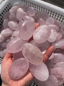 Trimurti Gems - Piedra de Cuarzo Rosa Natural al por Mayor, Piedra de Palma Pulida, Cristal Curativo, Piedra de Cuarzo Rosa, Reiki, Meditación, Feng Shui - Product Image 3