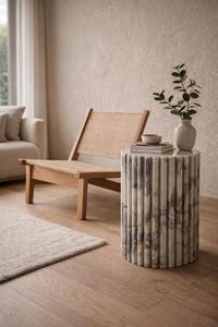 Table d'appoint en marbre naturel de luxe à surface cannelée |   Table d'appoint ronde en pierre sur piédestal |   Table d'appoint moderne en marbre pour la décoration du salon - Product Image 5