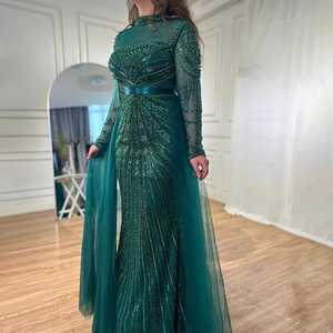 Robe de bal romantique en satin à manches longues, col montant, ornée de sequins et de perles, taille naturelle, motif brodé de cristaux, bretelles spaghetti drapées - Product Image 5
